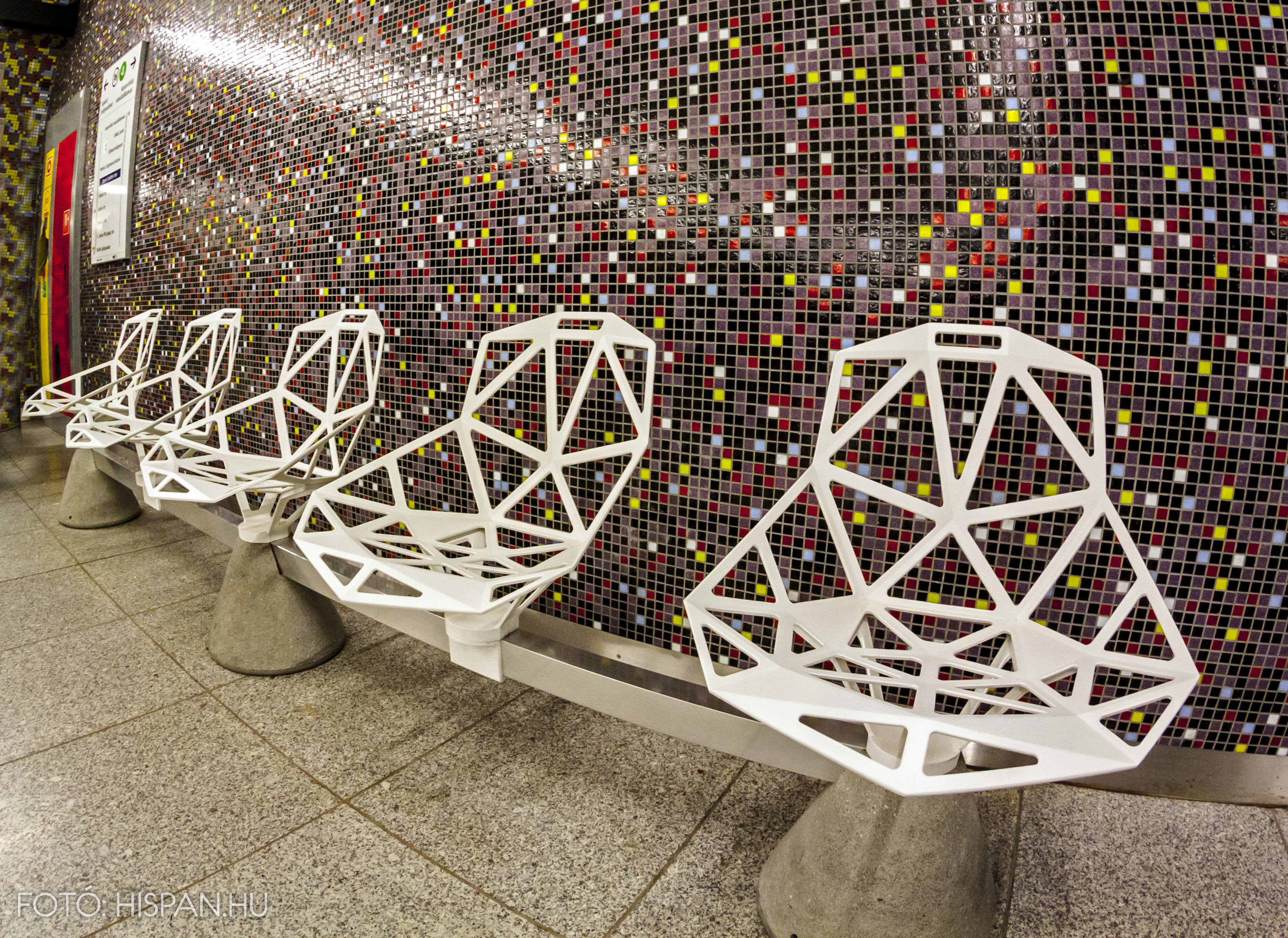 Napi szék: Metro4